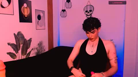 SWEETJAMES  online show from 11/18/25, 07:07