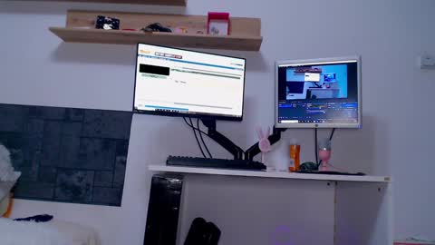 jessica online show from 01/18/25, 01:19