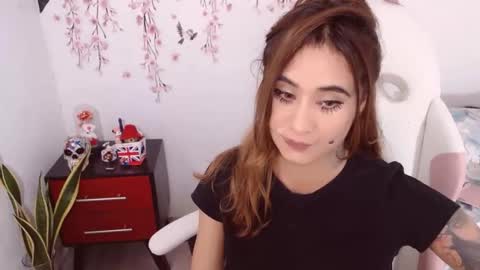 karen online show from 10/25/25, 05:19