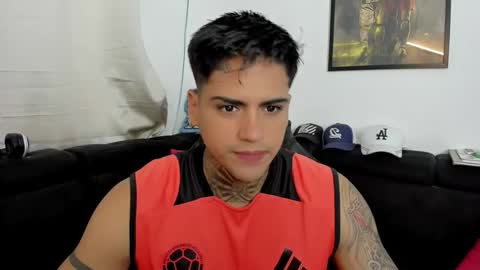 Snapshot of sweetlatinoboy chatting on 03/17/26, 12:41 SWEETLATINBOY online show from 03/17/26, 12:41