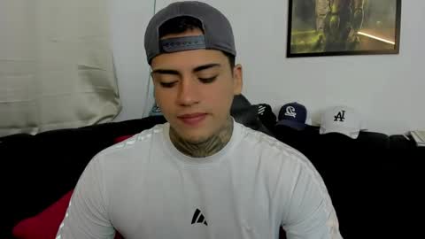 Snapshot of sweetlatinoboy chatting on 04/10/26, 11:15 SWEETLATINBOY online show from 04/10/26, 11:15