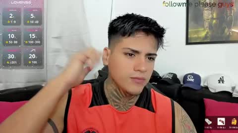 Snapshot of sweetlatinoboy chatting on 04/16/26, 11:11 SWEETLATINBOY online show from 04/16/26, 11:11