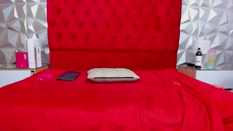 Lauren online show from 03/27/26, 08:26