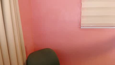 Leah online show from 01/28/25, 07:32