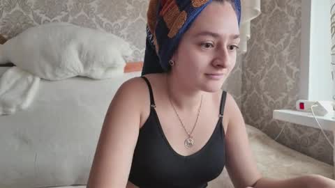 Snapshot of sweetliaison chatting on 11/03/25, 08:48 sweetliaison online show from 11/03/25, 08:48