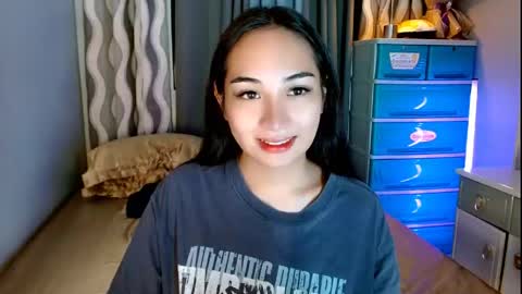 Lilly online show from 06/04/26, 05:57