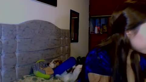 Maddie online show from 10/10/25, 11:37