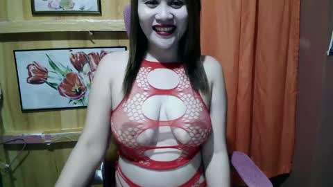 Snapshot of sweetmaria96 chatting on 11/15/25, 10:37 sweet maria online show from 11/15/25, 10:37