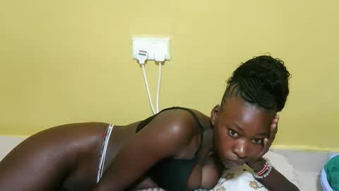 Snapshot of sweetmaya32 chatting on 04/11/26, 08:07 Maya online show from 04/11/26, 08:07