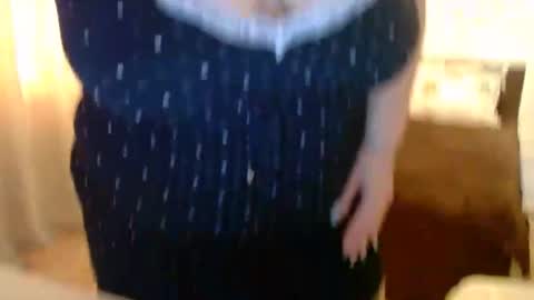 Snapshot of sweetmayacutie chatting on 01/27/25, 10:27 sweetmaya online show from 01/27/25, 10:27