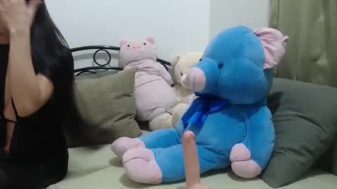 sweetmeeoowe_69 online show from 04/08/26, 04:07