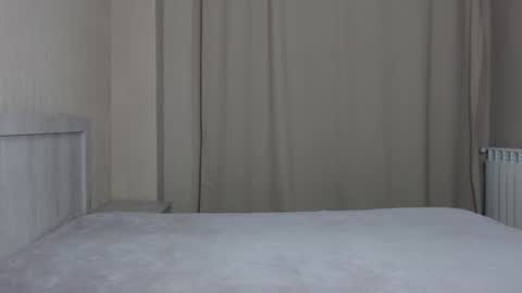 Mia online show from 01/13/25, 02:11