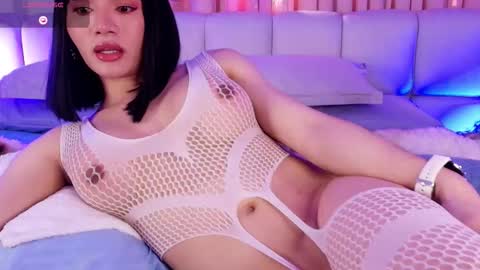 Snapshot of sweetmoon13 chatting on 10/05/25, 08:40 LUNA online show from 10/05/25, 08:40