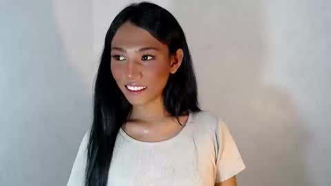 Nia online show from 10/18/25, 11:44