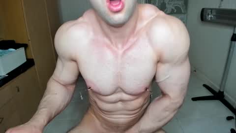 Lorenzo online show from 02/16/25, 08:43