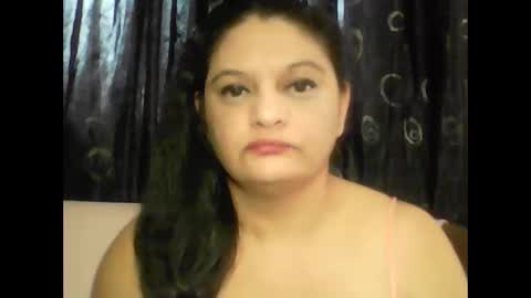 Trisha angel online show from 11/29/25, 09:01