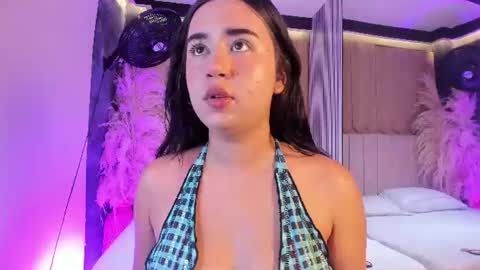 Snapshot of sweetnova_ chatting on 07/04/26, 12:39 Sweet Nova online show from 07/04/26, 12:39