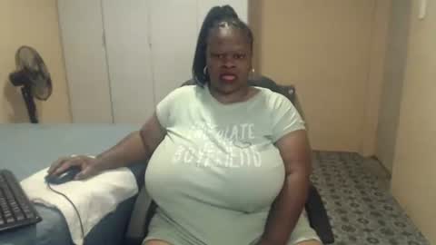 sweetnoziexxx online show from 02/13/26, 06:20