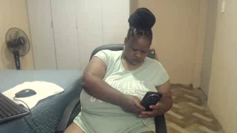 sweetnoziexxx online show from 02/15/26, 06:15