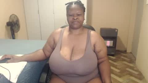 sweetnoziexxx online show from 05/08/26, 05:24