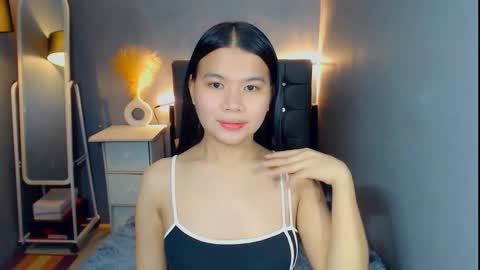 Snapshot of sweetnwildts chatting on 03/04/26, 02:39 Ghena online show from 03/04/26, 02:39