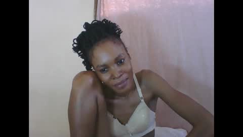 ESTHER online show from 03/26/26, 07:25