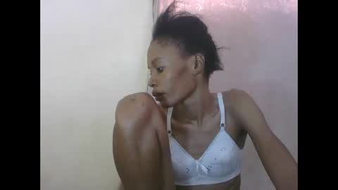 ESTHER online show from 04/02/26, 06:11