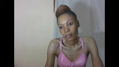 ESTHER online show from 04/19/26, 01:38