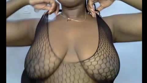 LILY BRANDY online show from 07/04/26, 06:41