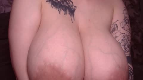 DianaDmitry online show from 02/11/25, 10:39