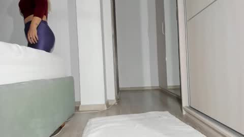 Anne online show from 10/02/25, 08:10