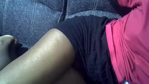 Snapshot of sweetqueen20 chatting on 10/15/25, 06:02 queen online show from 10/15/25, 06:02