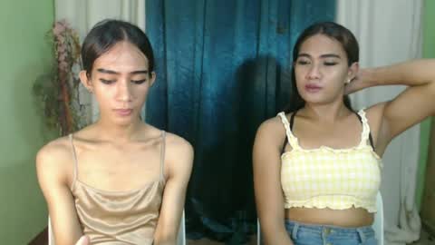 Snapshot of sweetqueen_honey chatting on 07/18/26, 12:20 sweetqueen_honey online show from 07/18/26, 12:20