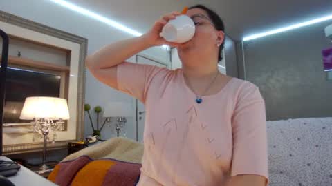 Snapshot of sweetraisa chatting on 06/22/26, 02:02 SweetRaisa online show from 06/22/26, 02:02