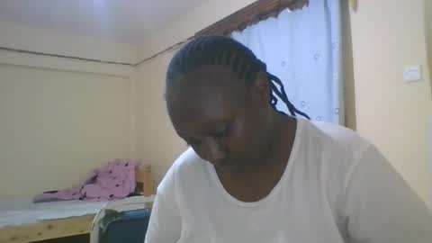 Snapshot of sweetrose2049 chatting on 03/01/26, 02:41 Rose Watetu online show from 03/01/26, 02:41