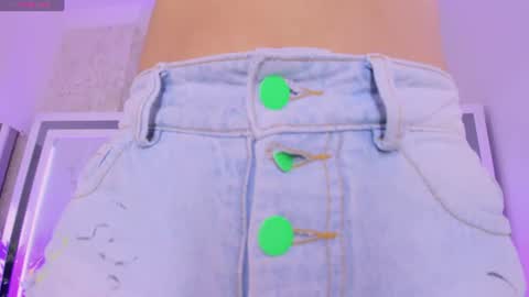 sweetsalome_01 online show from 06/17/26, 12:40