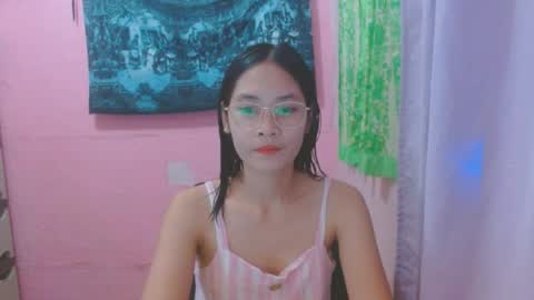 Mia online show from 06/30/26, 05:52
