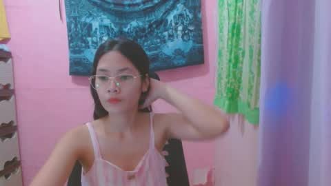 Mia online show from 07/07/26, 06:05