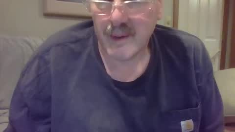 sweetbrowneyes623 online show from 02/26/25, 10:58