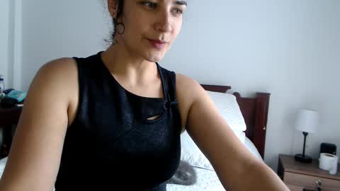 Dianis online show from 09/08/25, 05:34