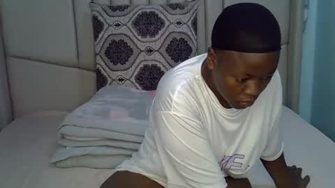 sweetsoul2 online show from 11/17/25, 12:27