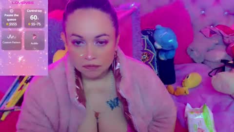 martina online show from 02/12/25, 05:58