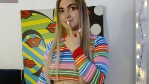 IG  valeen mo Vale   My schedule  Monday to Friday900 am - 300 pm  online show from 01/06/25, 05:59