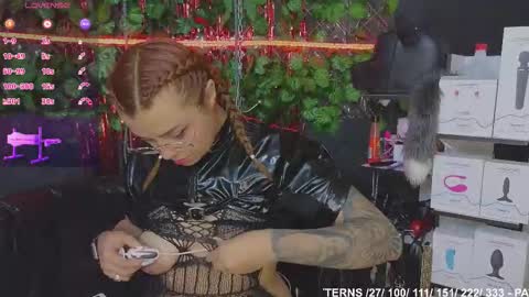 Molly -  INDEPENDENT MODEL online show from 12/21/25, 02:08