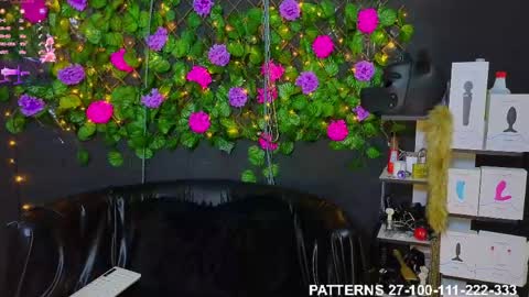 Molly -  INDEPENDENT MODEL online show from 04/15/26, 12:06