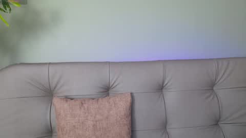    online show from 02/27/25, 04:21