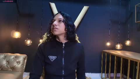 Snapshot of sweett_pleasure chatting on 07/27/26, 03:08 Sweett pleasure online show from 07/27/26, 03:08