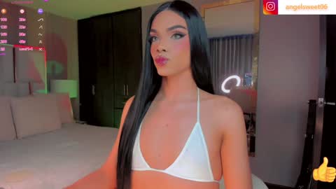 Snapshot of sweett_shinexx chatting on 12/17/24, 06:35 angel online show from 12/17/24, 06:35