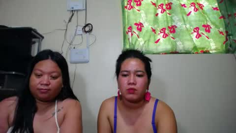 mia and luna online show from 05/23/26, 02:06