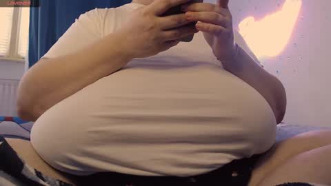 Maya online show from 02/25/25, 01:17